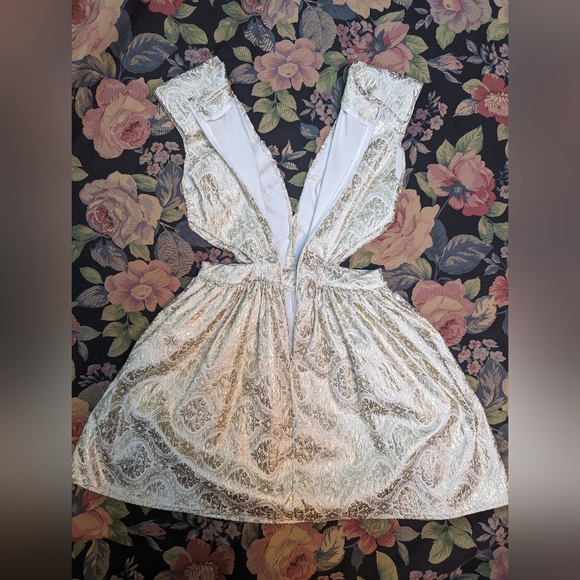 Mustard Seed Dress - Picture 2 of 7